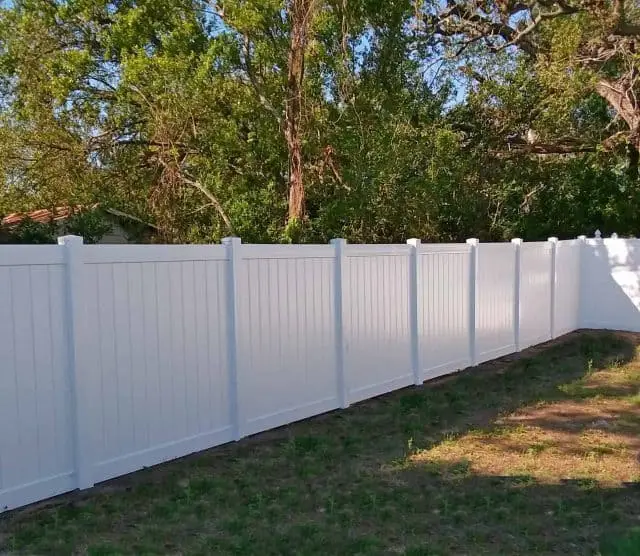 Color Vinyl Fencing